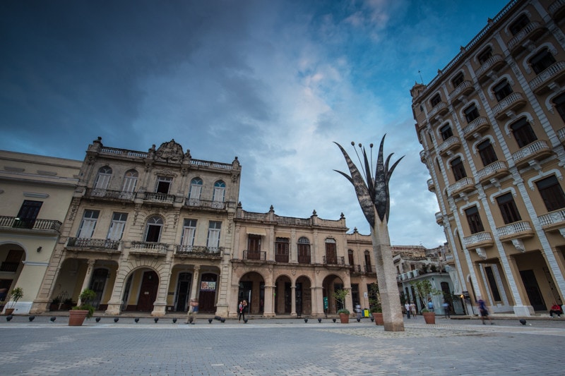 Plaza Vieja, Havana