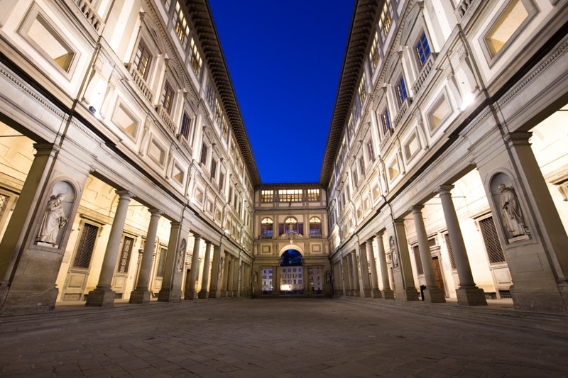 Piazzale degli Uffizi